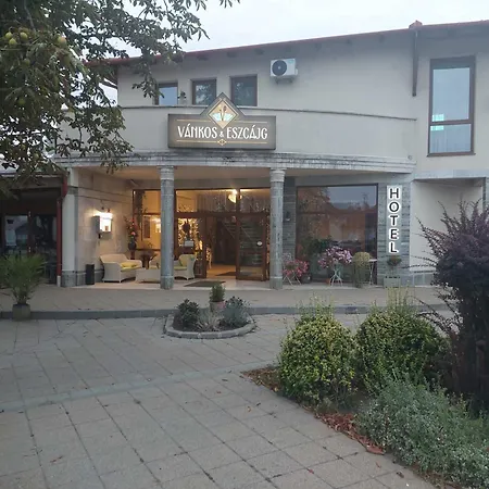 Hotel Vankos & Eszcajg